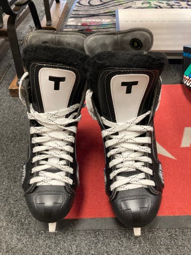 Tour TR-850 Hockey Skates 9 (Used)