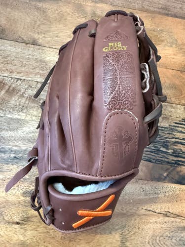 RH Infield Baseball Glove 11.75" (used-like new)