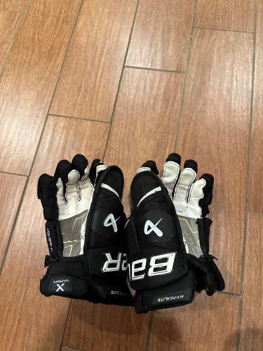 Bauer Vapor Hyperlite Gloves 13" (Used)