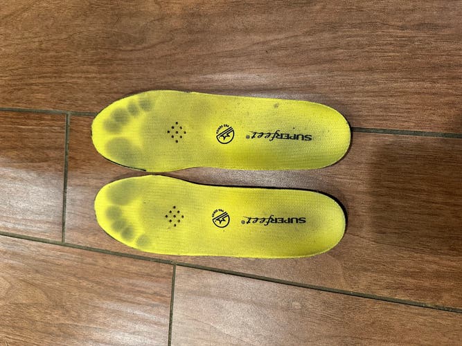 2 different Superfeet Insole (Used)