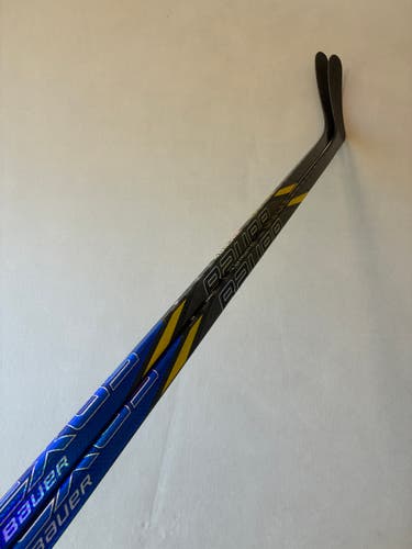 *2 Pack* of New 95 Flex P92 Senior Bauer Nexus Tracer Left Hand Hockey Sticks - Blue/Gold