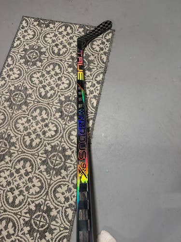 Senior True HZRDUS 9x4 Right Handed Hockey Stick P92 75 Flex (Used)