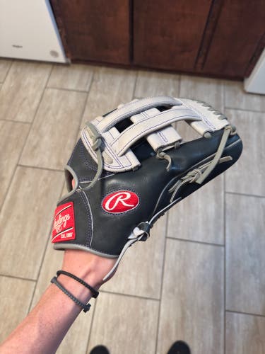 Rawlings Pro Preferred RH Outfield Baseball Glove 12.75" (Used)