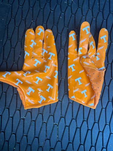 University of Tennessee XL Adult Nike Vapor Jet Gloves (New)