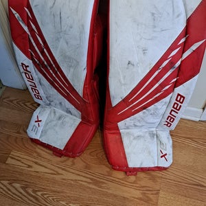 33" Bauer Vapor 3X Goalie Leg Pads (Used)
