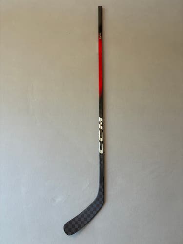 New 75 Flex P29 Senior CCM Ribcor Team (Jetspeed Dress) Right Hand Hockey Stick - Red