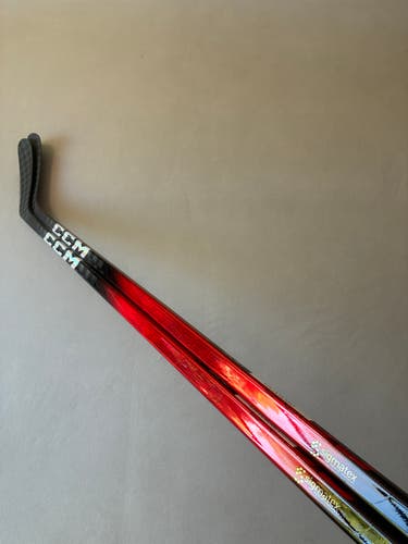 *2 Pack* of 75 Flex P90TM Senior CCM Ribcor Team (Jetspeed Dress) RH Pro Stock Hockey Sticks - Red