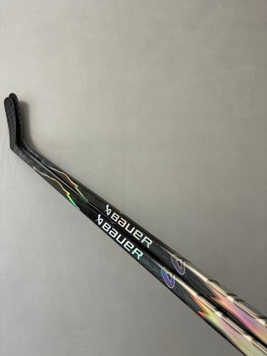 *2 Pack* of Used 70 Flex P92 Senior Bauer Vapor Flylite Right Hand Pro Stock Hockey Sticks - Silver