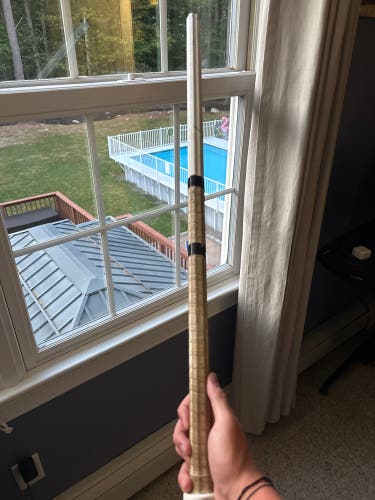 Adult White ECD Carbon Pro 3.0 Shaft (Lightly Used)