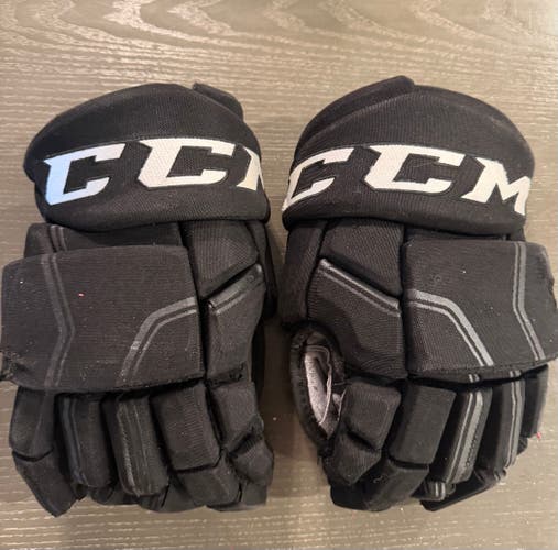 CCM HGQL Pro Stock Hockey Gloves 14” Stars 1847