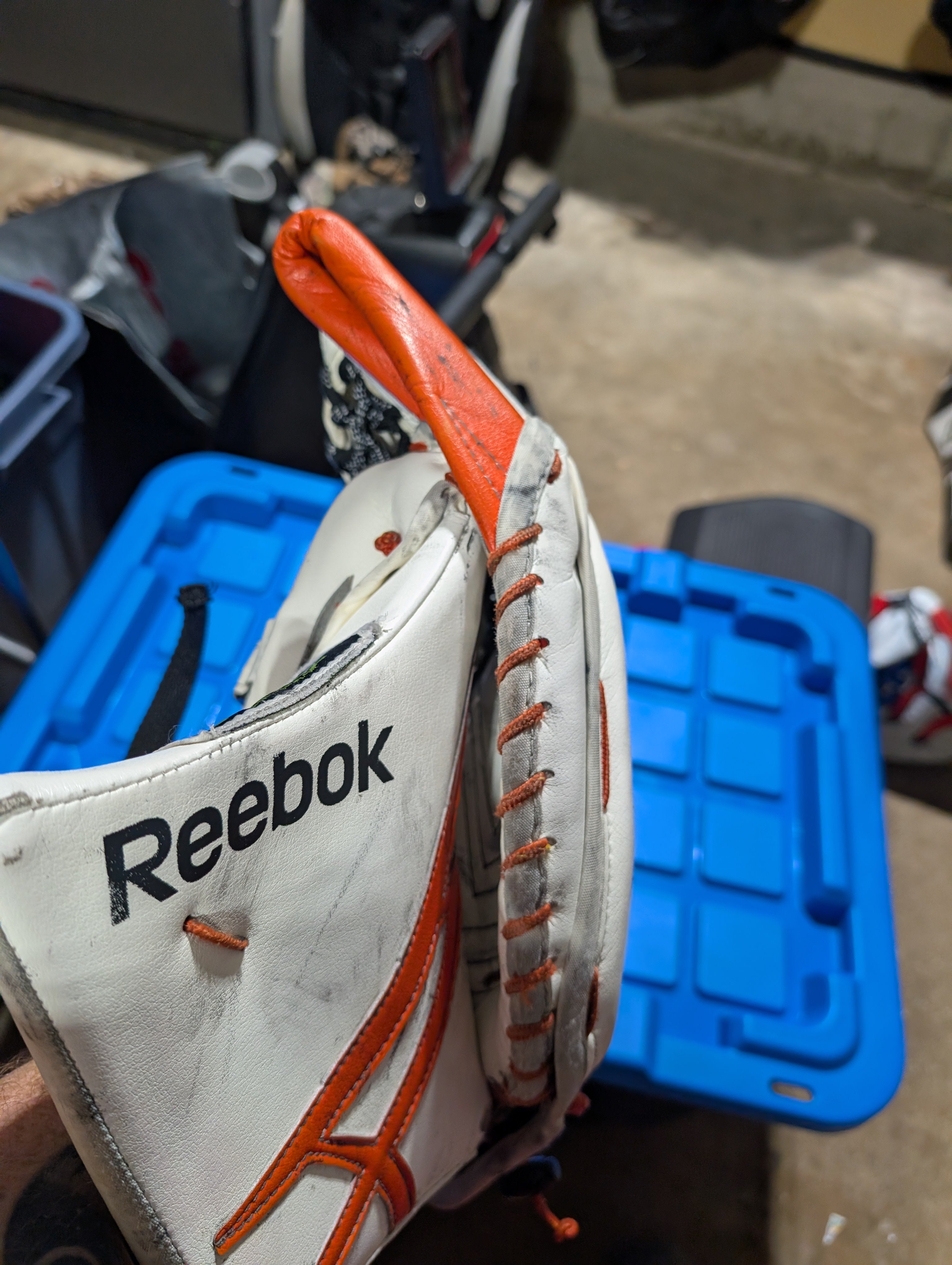 Custom Reebok Revoke Lefevre Pro PZ Goalie Glove • Tribal Red 