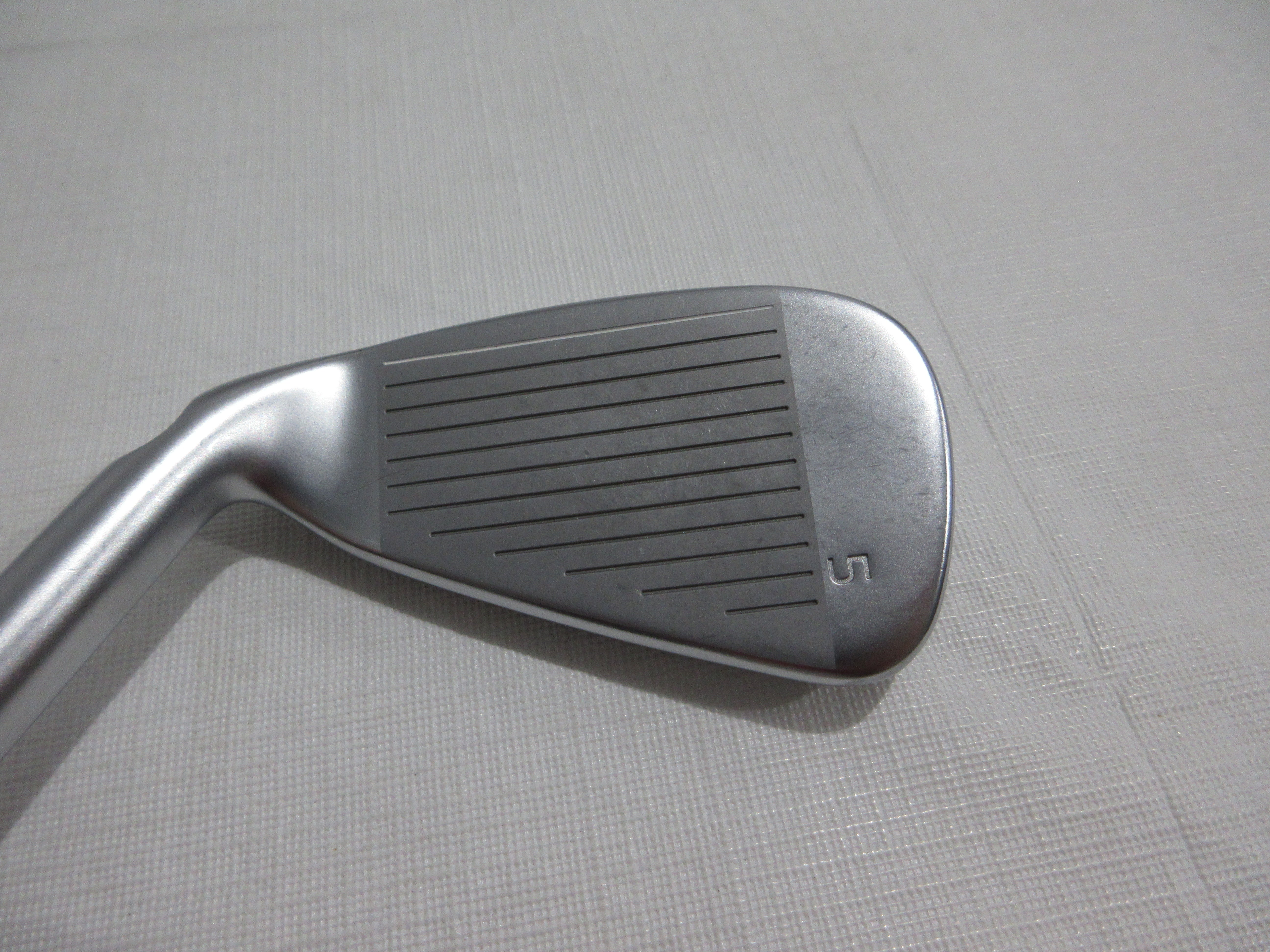 Ping G425 Iron Set - 4-PW, UW- DG 105 R300 Regular Steel - Green 