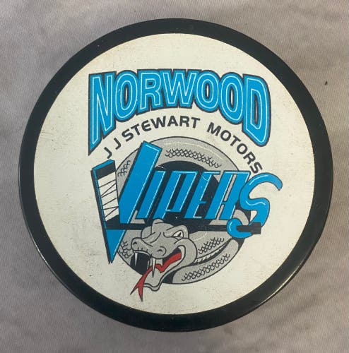 Norwood Vipers puck OHA SrA