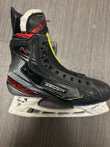 2019 Bauer Vapor 2X Pro Hockey Skates Regular Width 5 (Used)