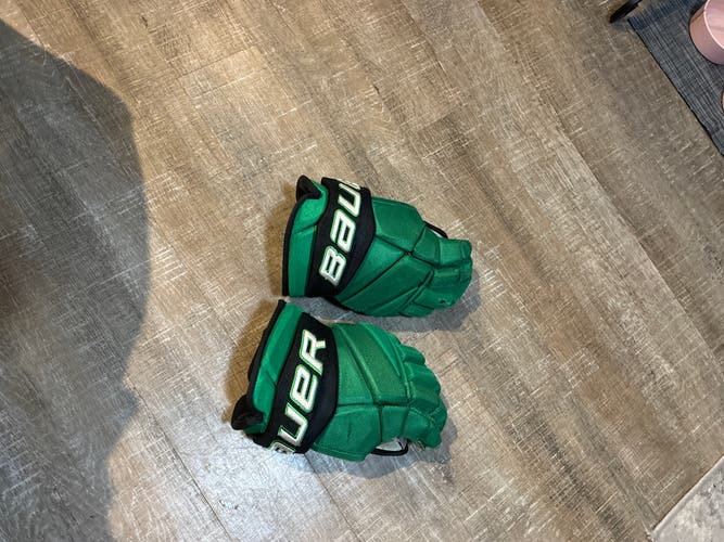 Bauer Vapor Pro Team Gloves 14" Pro Stock (Used)