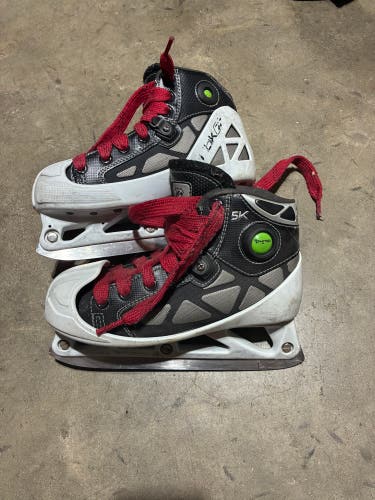 2011 Reebok 5K Hockey Goalie Skates Regular Width Size 1 (Used)