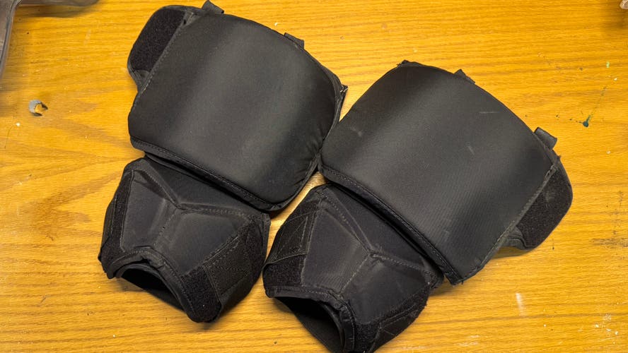 Factory Mad Knee Pads