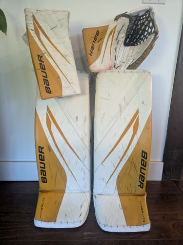 34" Medium Custom Bauer Hyperlite 2 skin Regular Goalie Full Set Pro Stock (Used)