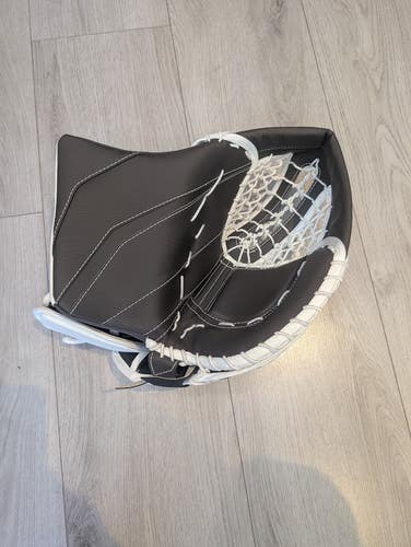 2023 CCM EFlex 6 Regular Pro Stock (New)