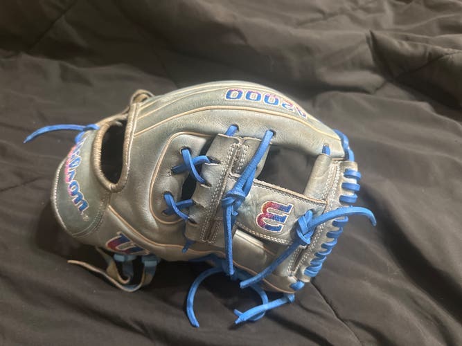 Wilson A2000 1786 RH Baseball Glove 11.5" (Used)