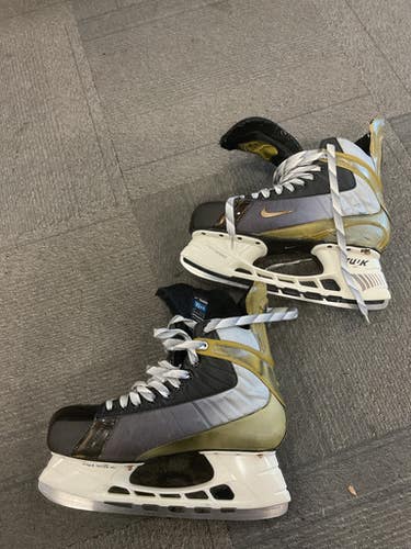 Used Nike V12 Senior Hockey Skate Senior 10 11614-s000238364
