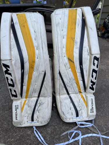 29" CCM Premier R1.9 Goalie Leg Pads (Used)