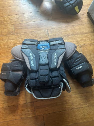 Small Bauer Elite Goalie Chest Protector (Used)