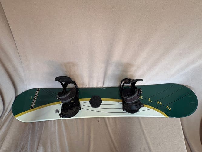 Elan Boulevard Snowboard With Bindings 158 cm (Used)