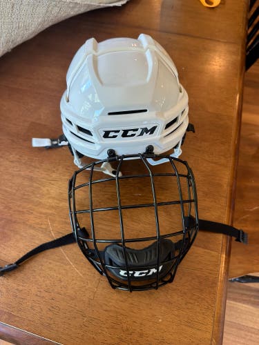 Small CCM Super Tacks X Helmet (Used)