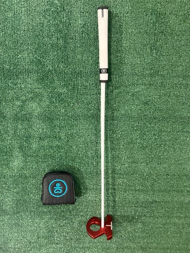 L.A.B. Golf DF3 Right Handed Putter 35", used twice, headcover included