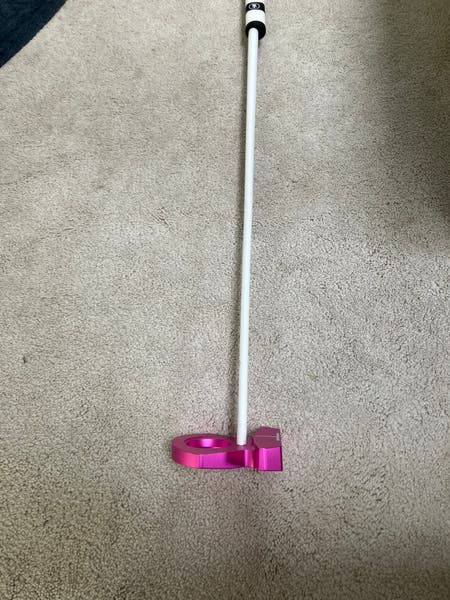 Rare pink L.A.B. Golf DF3 Right Handed Putter with Headcover