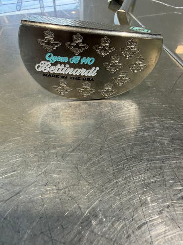 Bettinardi Mallet Queen B 10 Right Handed Putter 33" (Used)