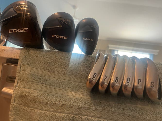 Women's 2024 Callaway Edge Right Handed Iron Set Ladies Flex Graphite Shaft (Used)