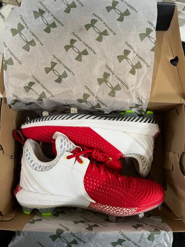 Red Men's Size M 10.5 (W 11.5) Adult Under Armour Bryce harper Low Top (New)