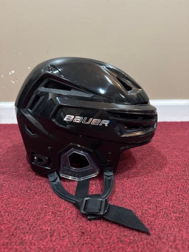 Medium Bauer Re-Akt 150 Helmet Pro Stock (New) ITEM # REM5