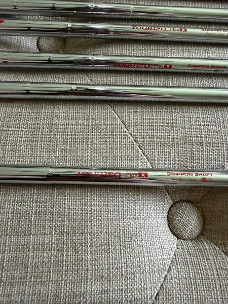 Srixon ZX5 Iron Set 4-PW NS Pro Tour120 Pured Extra Stiff Flex +1