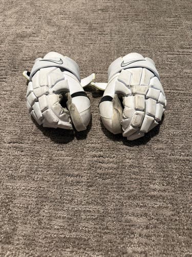 Nike Vapor Pro Lacrosse Gloves (Used)