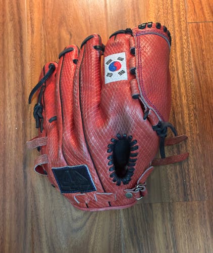 44 Pro Pro44 RH Baseball Glove (Used)