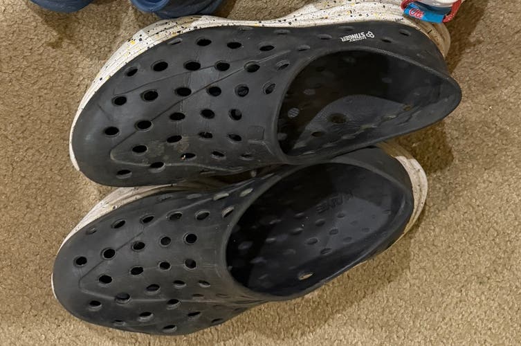 Kane shoes Honey Stinger collab size 10