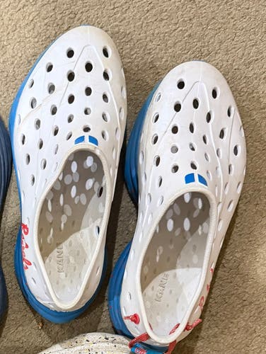 Kane shoes Rebels size 10