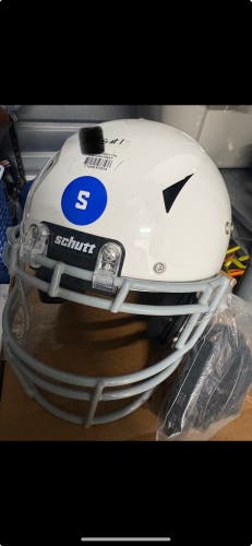 Youth Small Schutt Helmet (New)