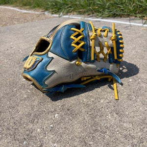 Wilson Japan Wannabe Hero RHT Baseball Glove 11.5