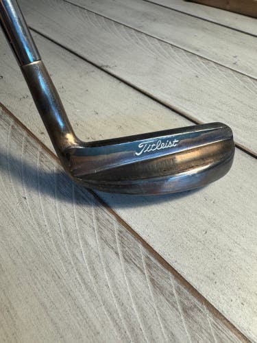 Titleist Tour Model Right Handed Putter 35" (Used)