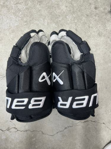 14” Bauer Vapor Hyperlite Gloves NHL Pro Stock (New)