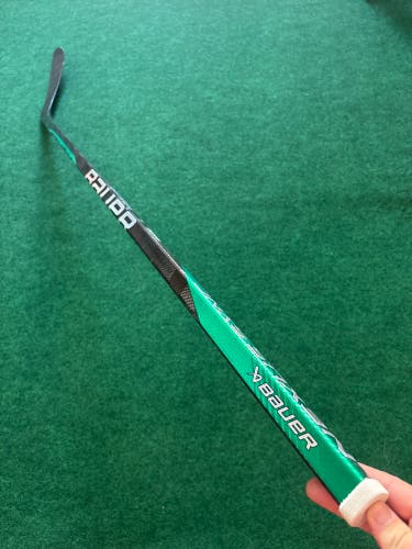 Senior Bauer Nexus Sync Hockey Stick Right Handed P92 95 Flex Pro Stock (Used)
