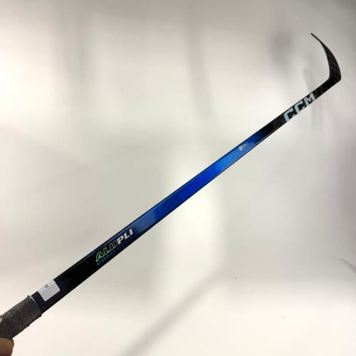 Used Right Blue CCM Jetspeed FT8 Pro | 75 Flex P92M Curve Grip | AB946