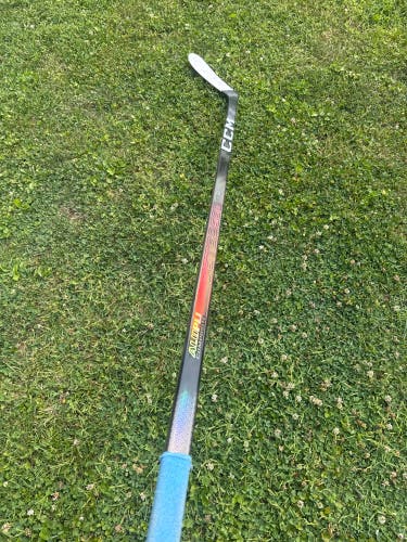 Senior CCM JetSpeed FT8 Pro Left Hand Hockey Stick P28 75 Flex (Used)