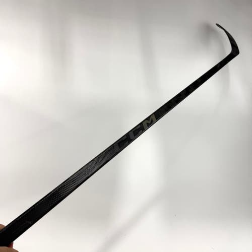 Used Right CCM Tacks XF Ghost | 75 Flex P28 Curve Grip | AB947
