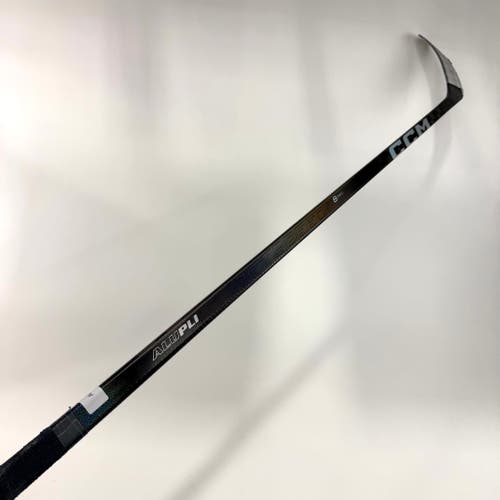 Used Right CCM Black CCM Jetspeed FT8 Pro | 95 Flex P92M Curve Grip | AB948