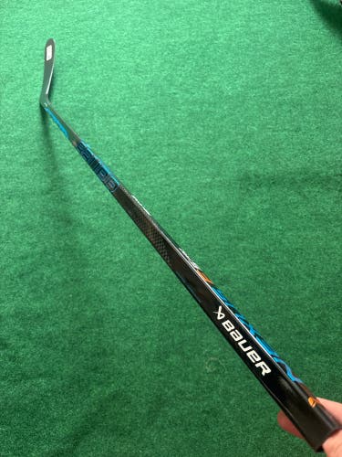 Senior Bauer Nexus E5 Pro Hockey Stick Right Handed P92M 87 Flex (New)